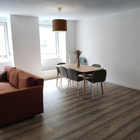 Chaleureux Appartement Centre Ville Restaurants Et Bars Appartement